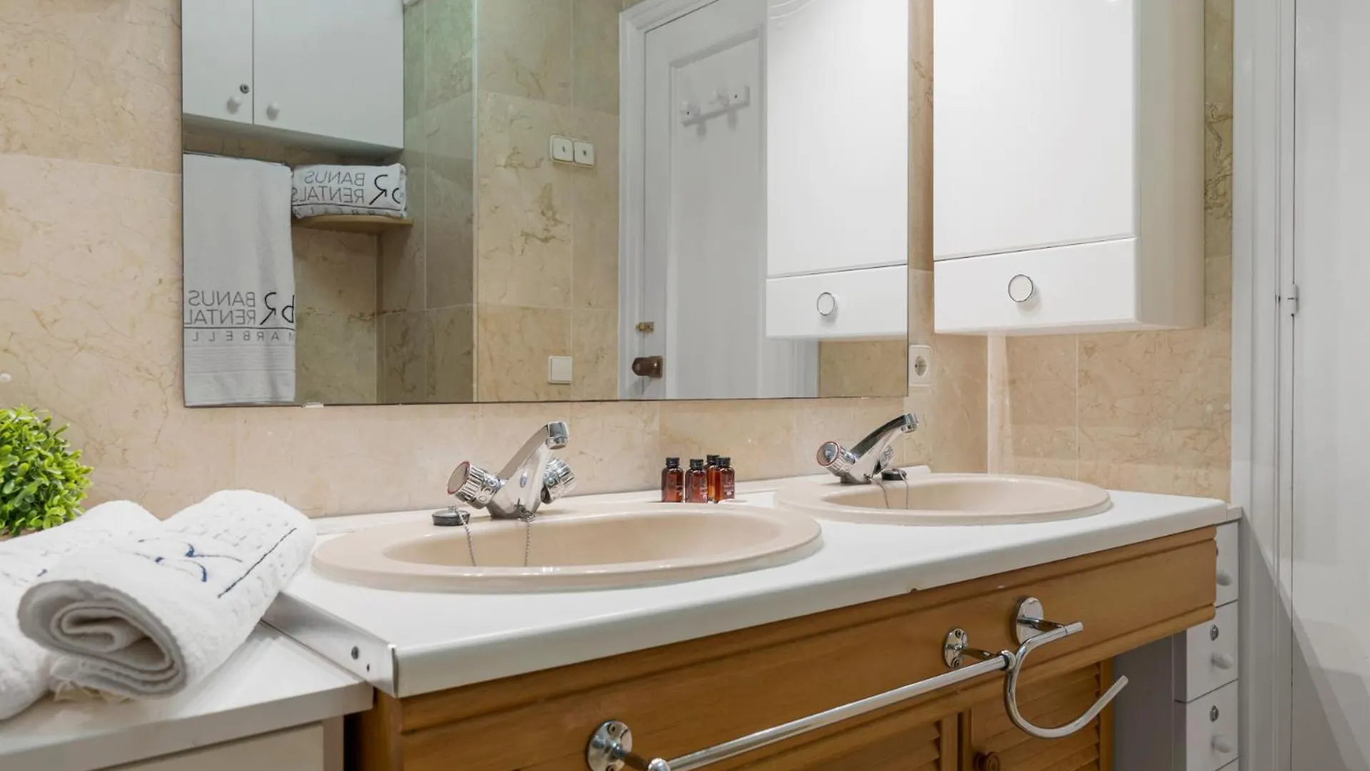 1 Bedroom Apartment In Andalucia Del Mar - Puerto Banus Marbella Spain