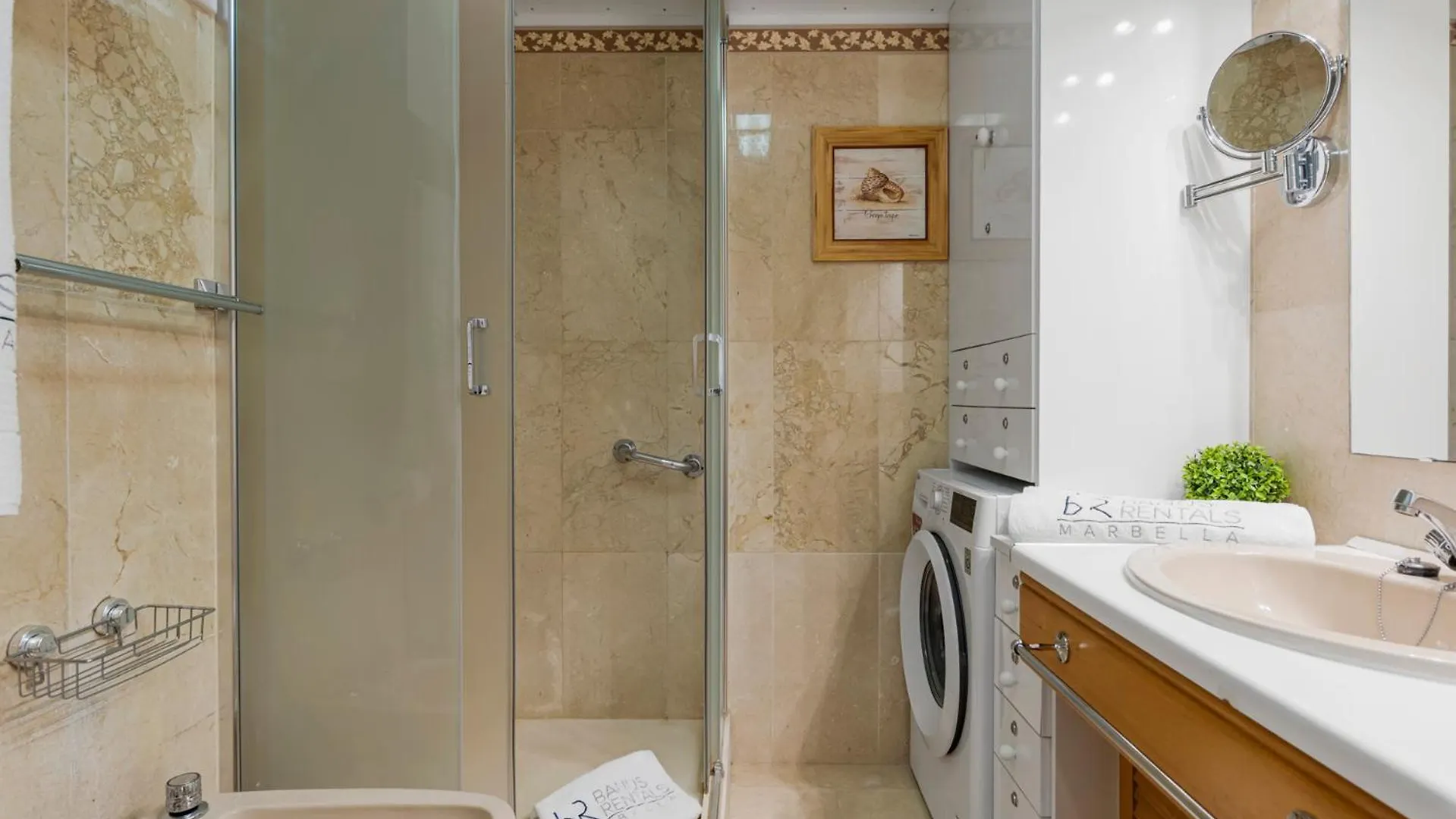 1 Bedroom Apartment In Andalucia Del Mar - Puerto Banus Marbella